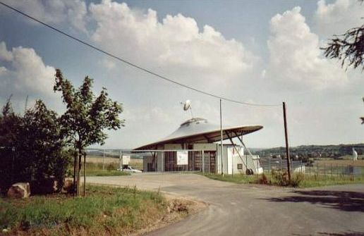 saucer top
