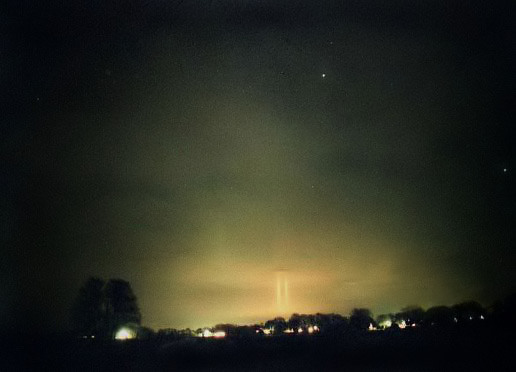 light pillars near Helvesiek, Germany