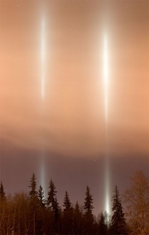 interrupted light pillar pair